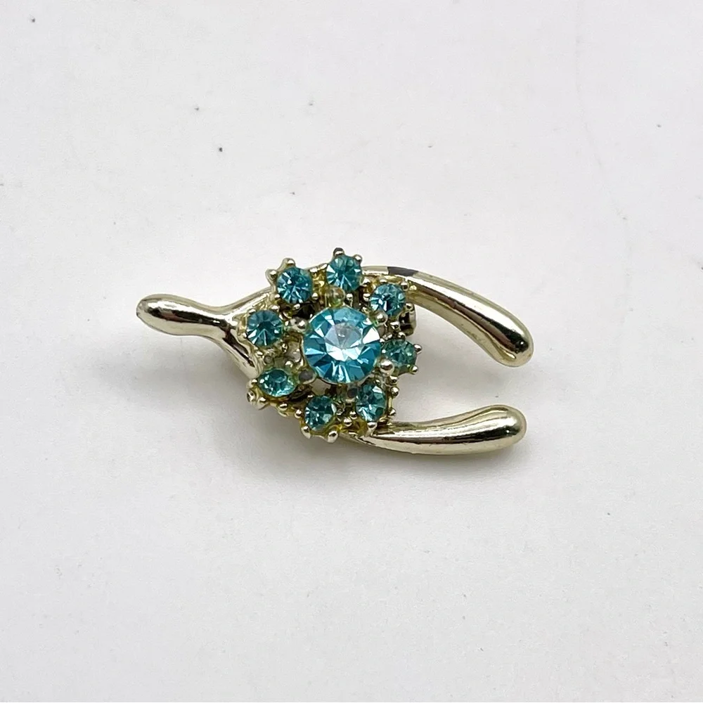Darling Dainty Vintage Blue Rhinestone Wishbone Brooch Petite Estate Pc